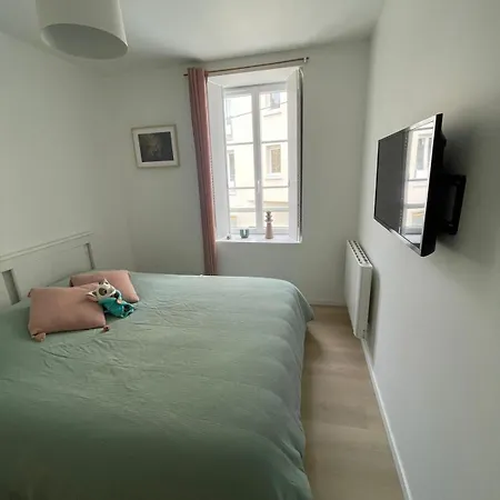 Apartman L *