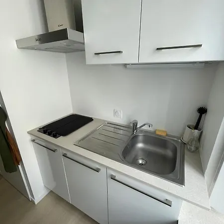 L Apartman