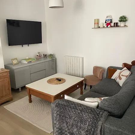 L Apartman
